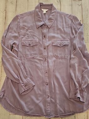 Light Heather Purple Button-Down Women's Shirt - Butter Soft 🌻